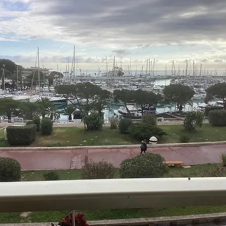 Bel Vue Sur La Marina Classe 3 Etoiles Apartment *