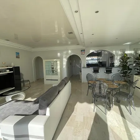 Bel Vue Sur La Marina Classe 3 Etoiles Villeneuve-Loubet